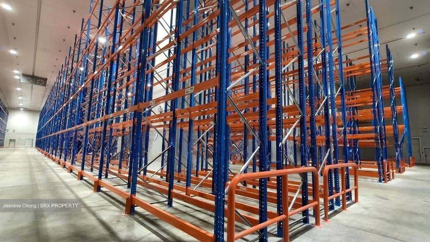Jalan Besut (D22), Warehouse #639004621